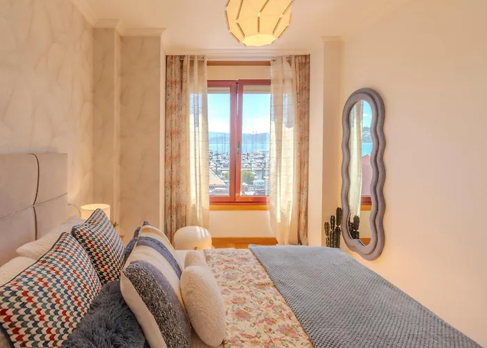 Διαμέρισμα Piso En A 1º Linea De Costa Combarro